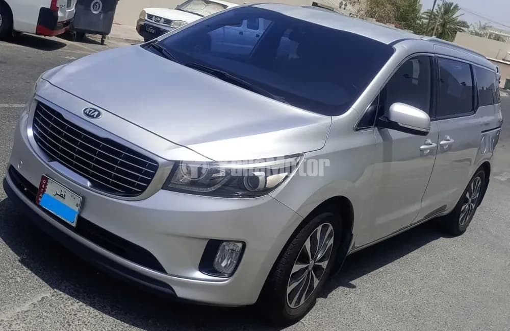 Used Kia Carnival 2017
