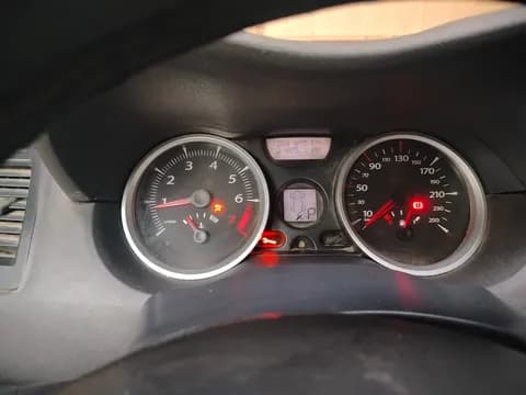 Used Renault Megane 1.6L LE 2009 Used Renault Megane 1.6L LE 2009 used_cars.forSale