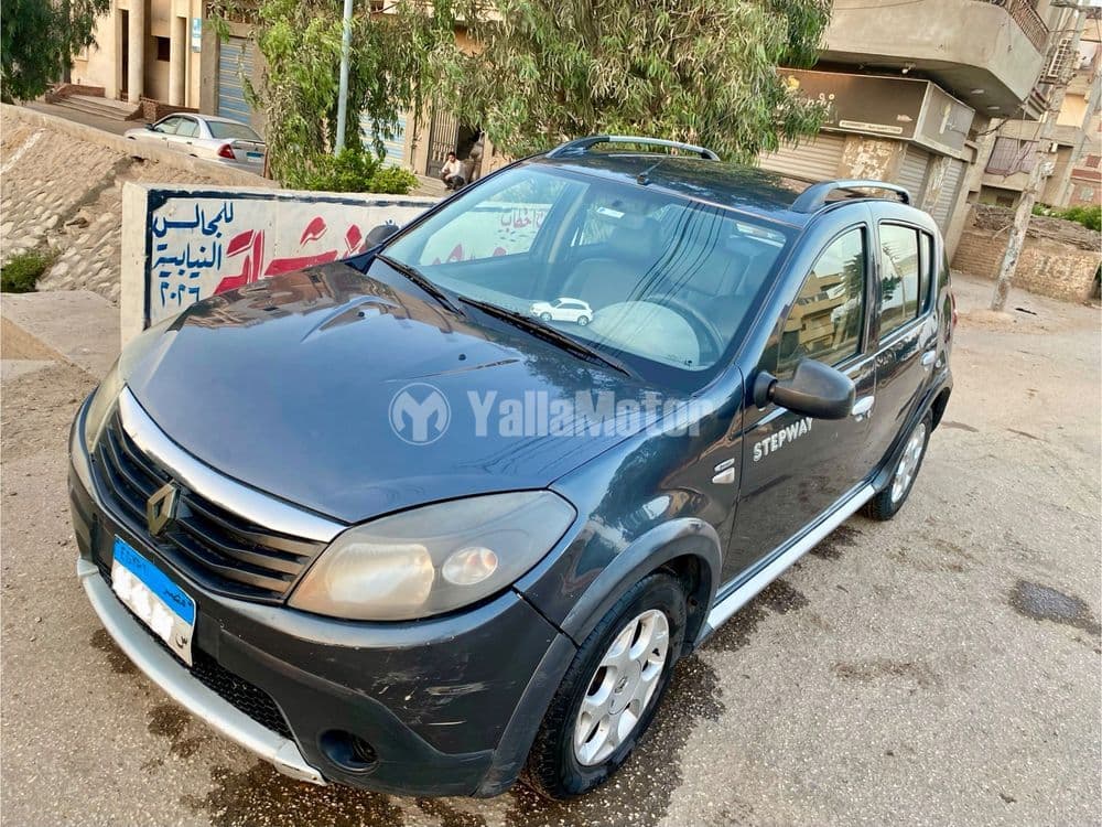 Used Renault Sandero Stepway 1600 CC Manual 2012