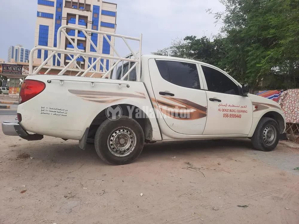 Used Mitsubishi L200 2.4L Double Cab GL (2WD) 2009