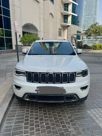مستعملة جيب جراند شيروكي لمتيد 3.6L بلس 2018 مستعملة جيب جراند شيروكي لمتيد 3.6L بلس 2018 used_cars.forSale