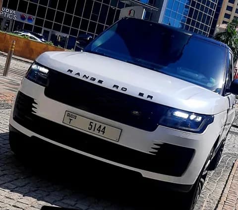 لاند روفر رنج روفر 5.0L V8 Vogue SE 525 PS 2018 مستعملة لاند روفر رنج روفر 5.0L V8 Vogue SE 525 PS 2018 مستعملة used_cars.forSale