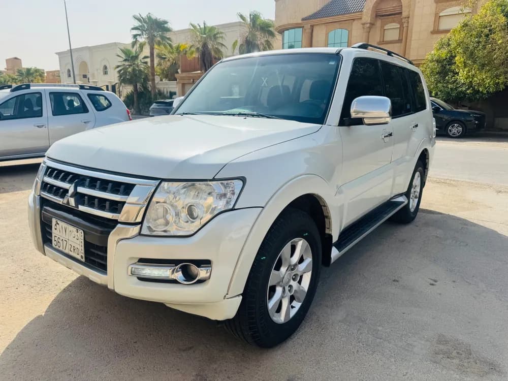 Used Mitsubishi Pajero 3.5L 5 Door Full 2017
