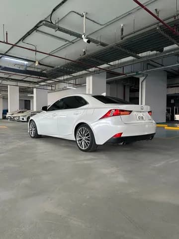 مستعملة لكزس IS250 2014 مستعملة لكزس IS250 2014 used_cars.forSale