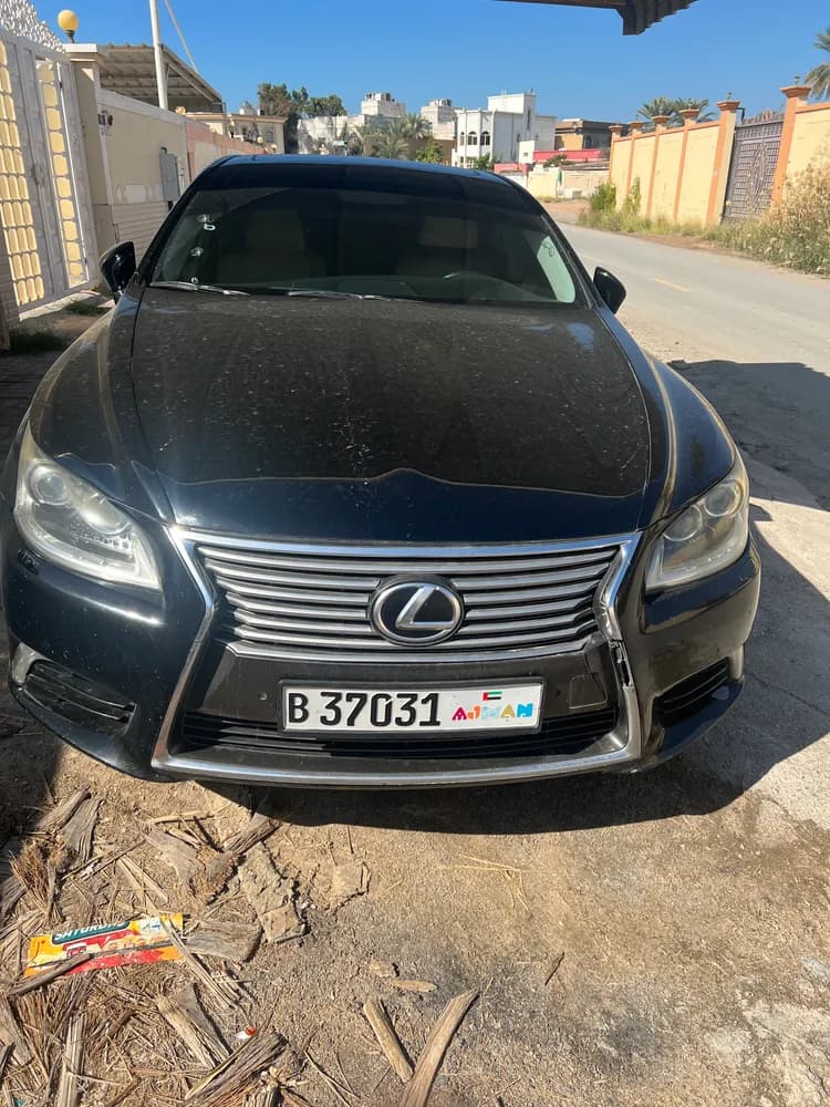 Used Lexus LS 460 4 door 4.6L SWB 2015