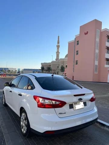 Used Ford Focus 1.6L Sedan 2013 Used Ford Focus 1.6L Sedan 2013 used_cars.forSale