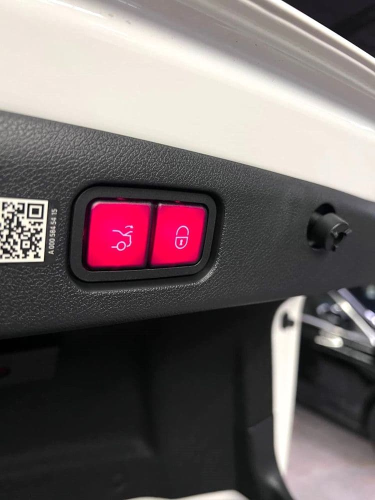 New Mercedes-Benz E-Class E 300 2024