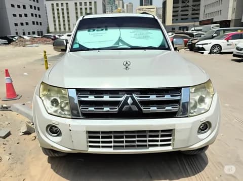 Used Mitsubishi Pajero 3.8L 5 Door Full 2014 Used Mitsubishi Pajero 3.8L 5 Door Full 2014 for sale