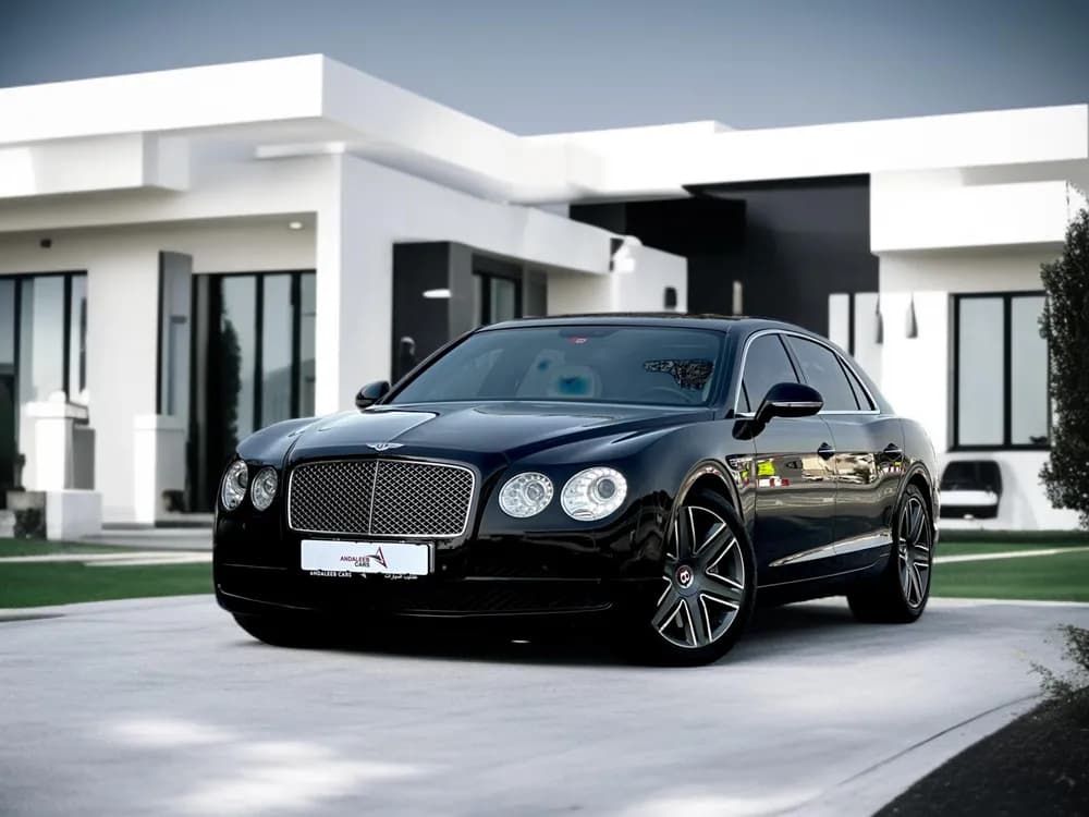 مستعملة بنتلي فلاينج سبير V8 2018