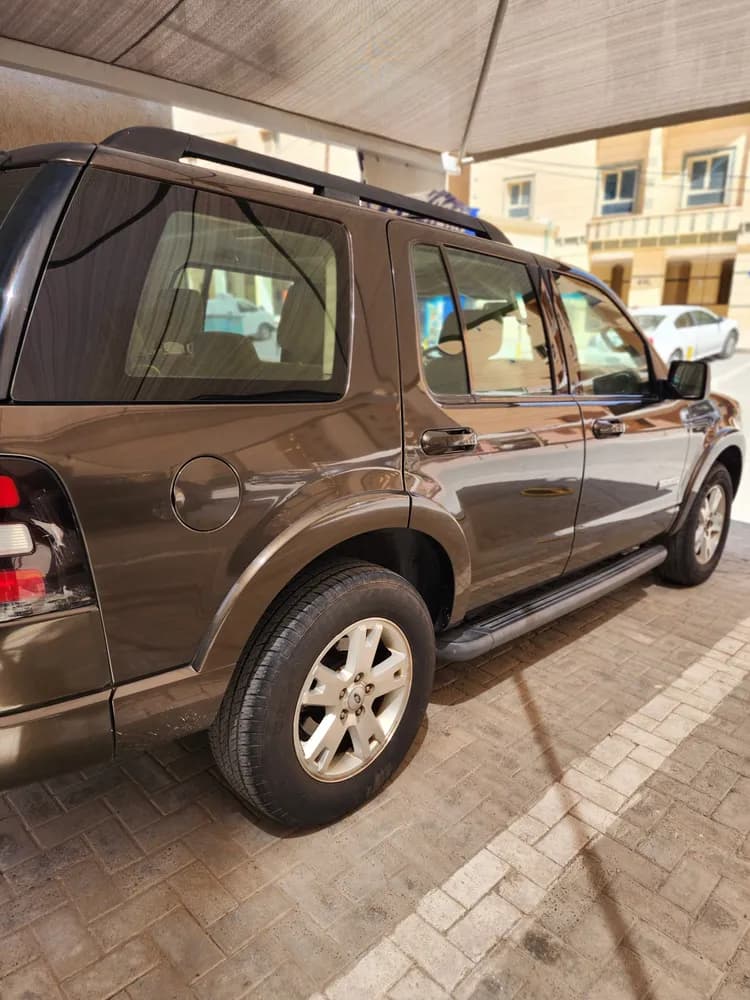 Used Ford Explorer 3.5L V6 XLT 2008