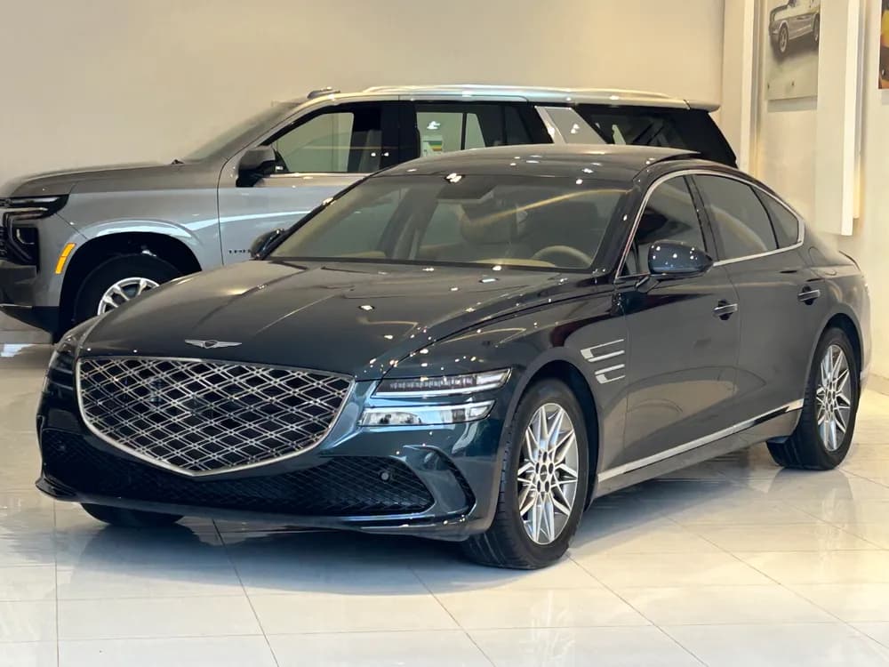 Used Genesis G80 2.5T Prestige (RWD) 2025