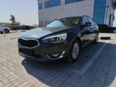 كيا كادنزا 4 Door 3.5L LX 2016 مستعملة كيا كادنزا 4 Door 3.5L LX 2016 مستعملة used_cars.forSale