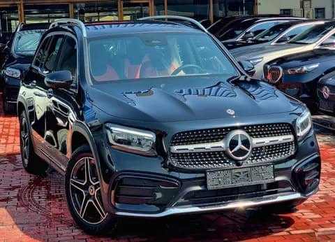مرسيدس بنز glb 200 2025 جديدة مرسيدس بنز glb 200 2025 جديدة used_cars.forSale