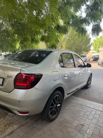 رينو سيمبول 1.6L LE 2019 مستعملة رينو سيمبول 1.6L LE 2019 مستعملة للبيع