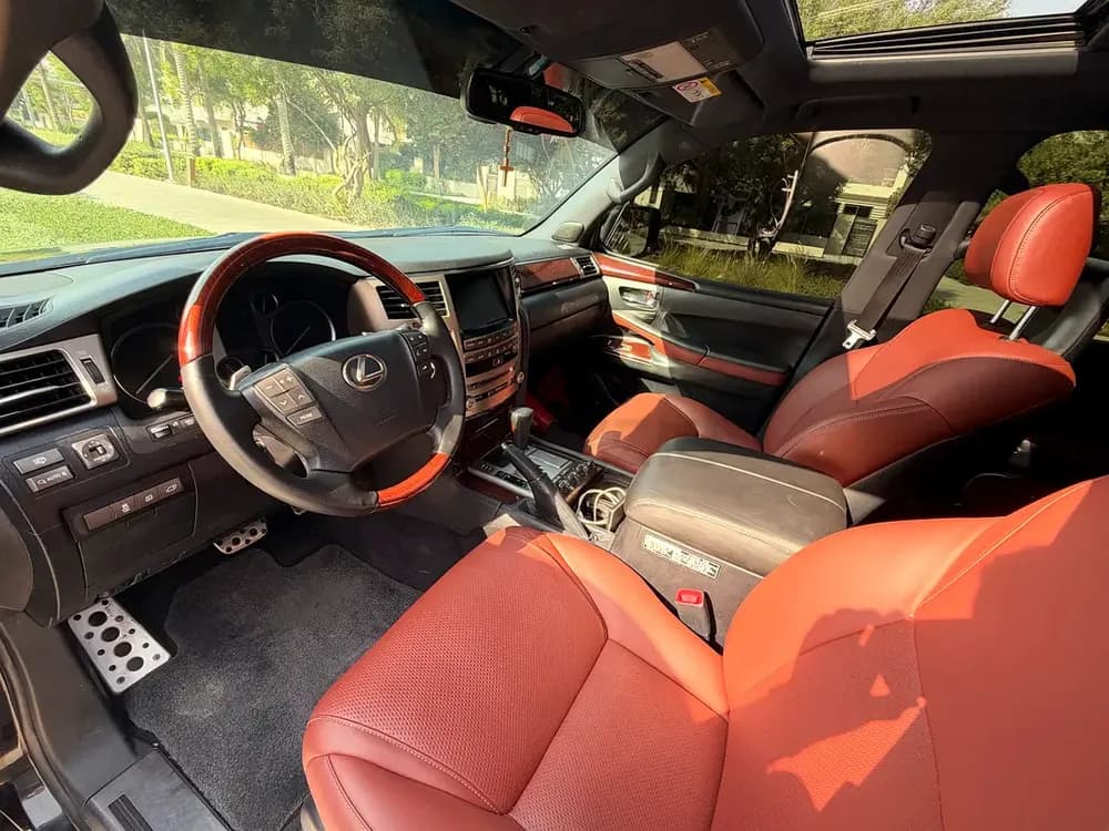Used Lexus LX 570 2015
