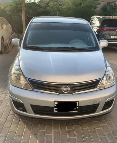 نيسان Versa 2012 مستعملة نيسان Versa 2012 مستعملة للبيع