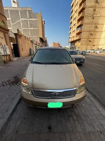 كيا كارنفال 3.3 EX 2011 مستعملة كيا كارنفال 3.3 EX 2011 مستعملة used_cars.forSale