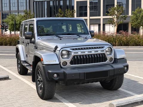 جيب رانجلر Unlimited 5 Door 2016 مستعملة جيب رانجلر Unlimited 5 Door 2016 مستعملة للبيع