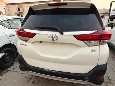 تويوتا راش 1.5L EX 2023 مستعملة تويوتا راش 1.5L EX 2023 مستعملة للبيع