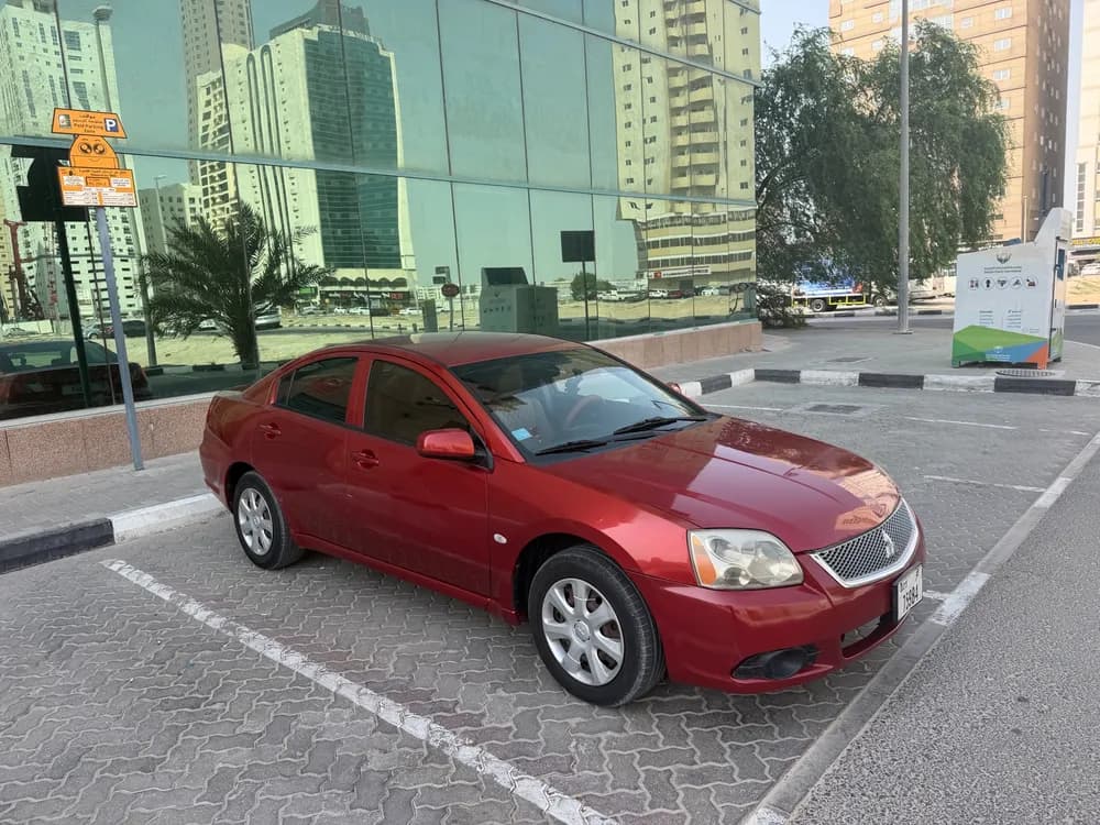 ميتسوبيشي جالانت 2.4L 2012 مستعملة