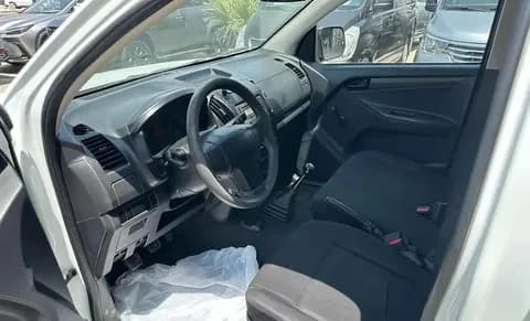 ايسوزو دي-ماكس 2014 مستعملة ايسوزو دي-ماكس 2014 مستعملة used_cars.forSale
