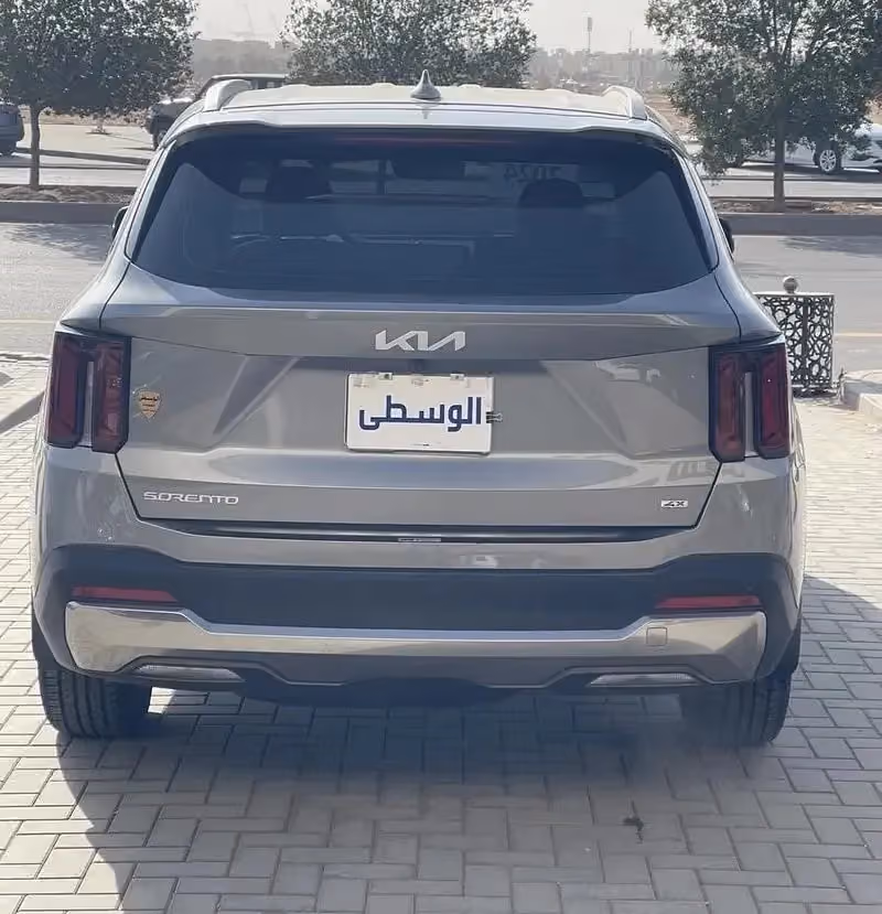 Used Kia Sorento 2024