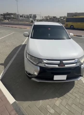 Used Mitsubishi Outlander 2.4 GLX 2017 Used Mitsubishi Outlander 2.4 GLX 2017 for sale