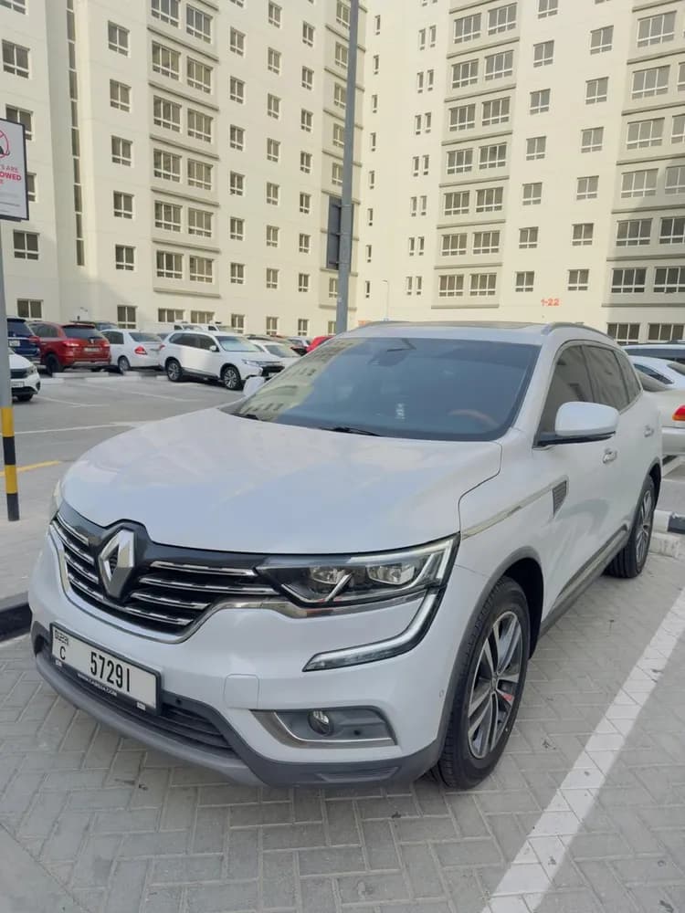 رينو كوليوس 2.5L SE (4WD) 2018 مستعملة