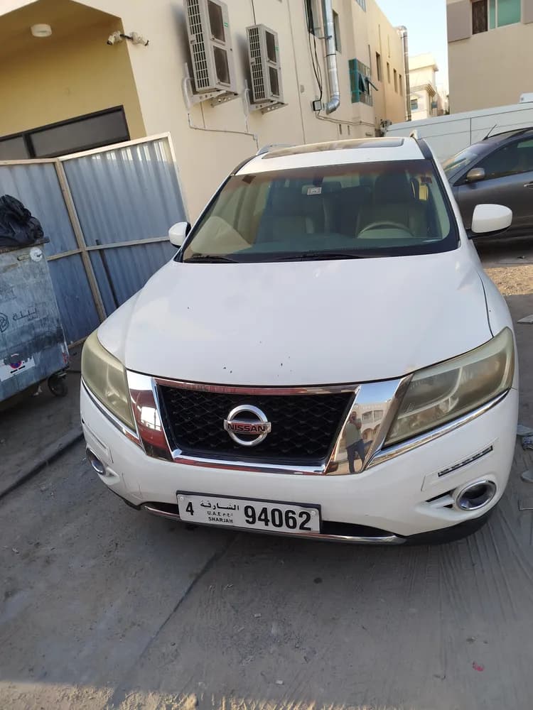 Used Nissan Pathfinder 3.5L SL 4WD 2013