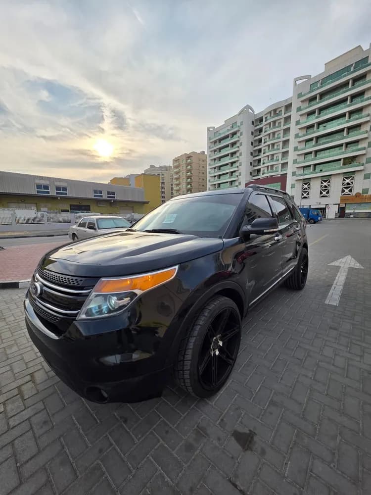 Used Ford Explorer 3.5L V6 XLT (AWD) Full Option 2015