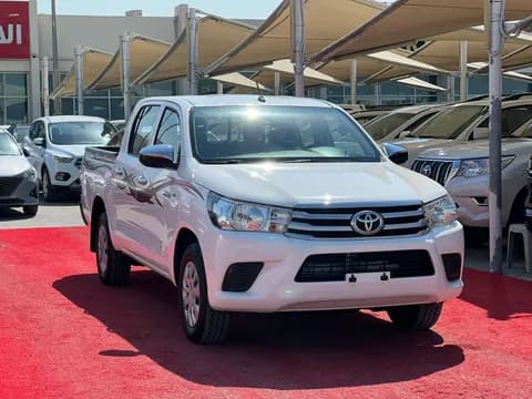 Used Toyota Hilux 2.7 Double Cab 4x2 M/T Base 2021 Used Toyota Hilux 2.7 Double Cab 4x2 M/T Base 2021 used_cars.forSale
