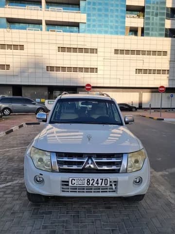 Used Mitsubishi Pajero 3.5L 5 Door 2012 Used Mitsubishi Pajero 3.5L 5 Door 2012 for sale