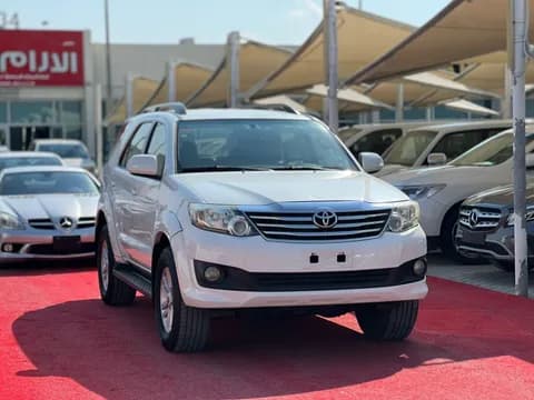 تويوتا فورتشنر 4.0L GXR 2014 مستعملة تويوتا فورتشنر 4.0L GXR 2014 مستعملة used_cars.forSale