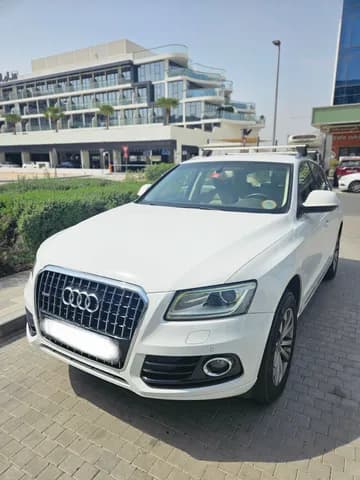 أودي كيو5 2.0L (225 HP) 2015 مستعملة أودي كيو5 2.0L (225 HP) 2015 مستعملة used_cars.forSale