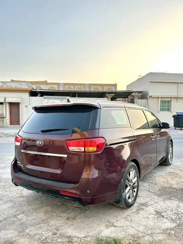 Used Kia Carnival 3.5 EX 2016 Used Kia Carnival 3.5 EX 2016 for sale