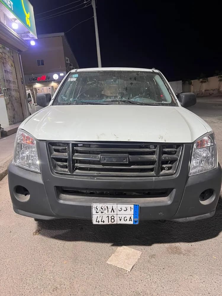 Used Isuzu D-MAX 2.5D Double Cab 4WD (M/T) 2011