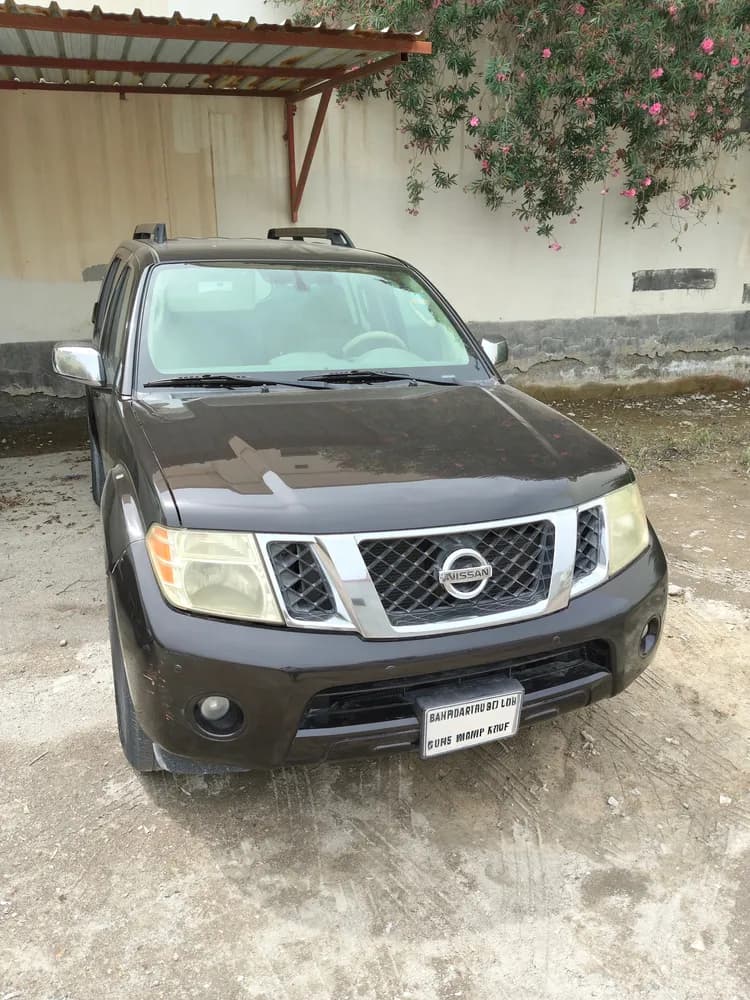 Used Nissan Pathfinder 3.5 SE 2011