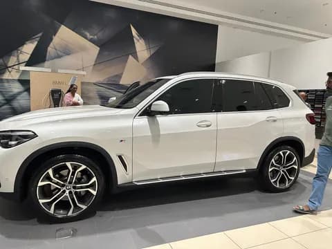 Used BMW X5 40i xDrive 2021 Used BMW X5 40i xDrive 2021 used_cars.forSale