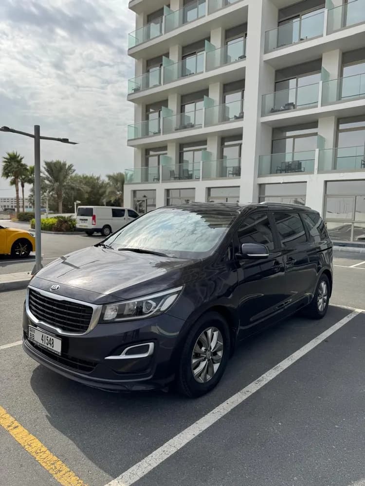 Used Kia Carnival 3.3 EX 2020