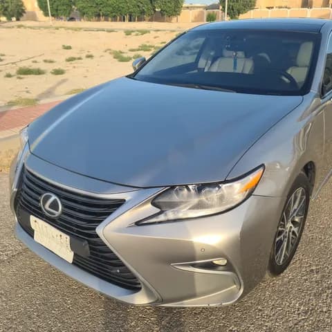 Used Lexus ES 350 4 door 3.5L 2016 Used Lexus ES 350 4 door 3.5L 2016 used_cars.forSale