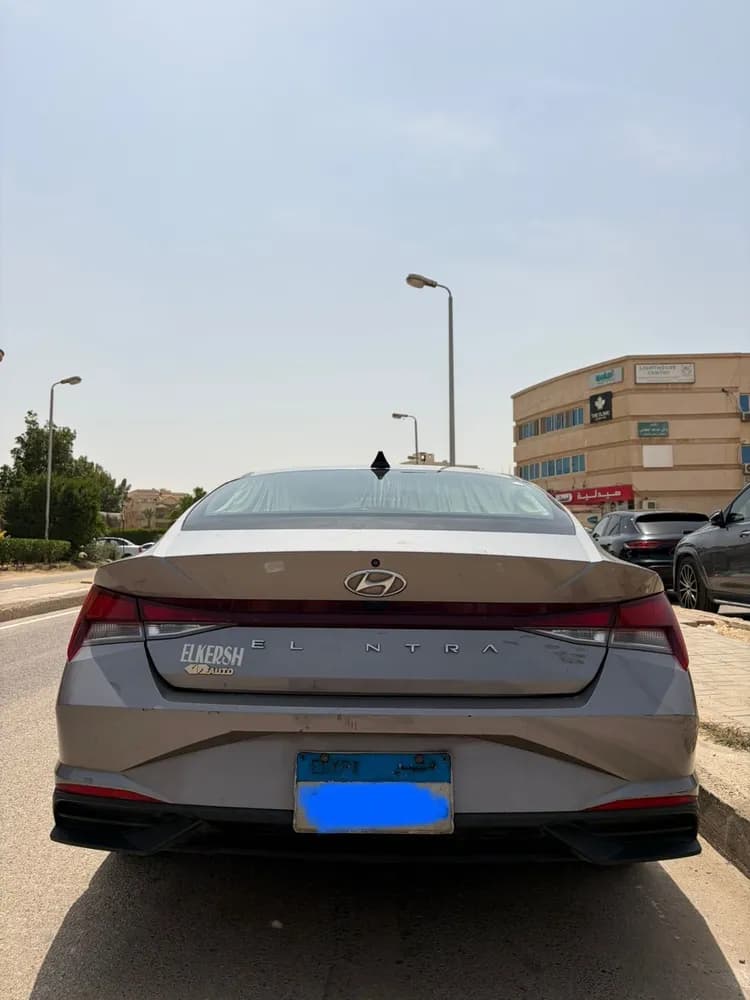 هيونداي إلانترا 1.6L GL A/T SR 2021 مستعملة هيونداي إلانترا 1.6L GL A/T SR 2021 مستعملة used_cars.forSale
