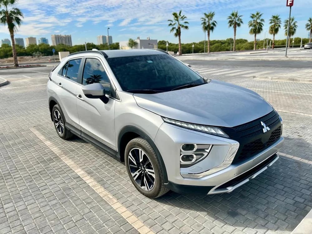 ميتسوبيشي اكلبس كروس 1.5T GLS (Mid Option) 2025 مستعملة