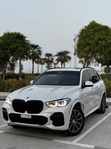 بي إم دبليو اكس5 M50i xDrive 2023 مستعملة بي إم دبليو اكس5 M50i xDrive 2023 مستعملة للبيع