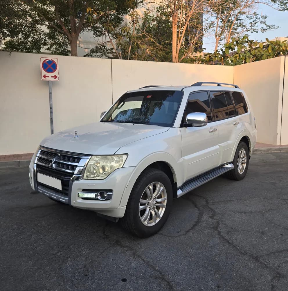 Used Mitsubishi Pajero 3.8L 5 Door Full 2015