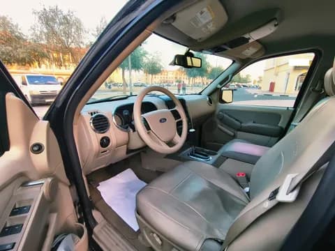 فورد اكسبلورر 3.5L V6 XLT 2007 مستعملة فورد اكسبلورر 3.5L V6 XLT 2007 مستعملة used_cars.forSale