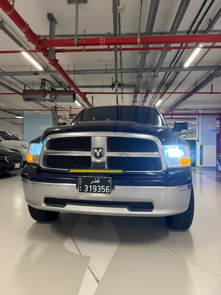 Used Dodge RAM 1500 SLT Crew 5.7L 2012