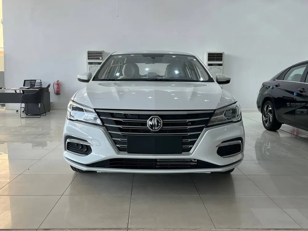 إم جي 5 1-5l-std 2025 جديدة