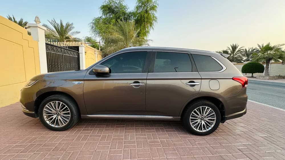 Used Mitsubishi Outlander 2.4L 2020