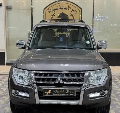 ميتسوبيشي باجيرو 3.5L 5 Door Full 2025 مستعملة ميتسوبيشي باجيرو 3.5L 5 Door Full 2025 مستعملة للبيع