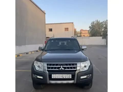 Used Mitsubishi Pajero 3.8L 5 Door 2017 Used Mitsubishi Pajero 3.8L 5 Door 2017 used_cars.forSale
